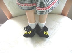 BLACK /WHITE SUEDE BEADED LEATHER DOLL MOCCASIN 3'' X1 .5''